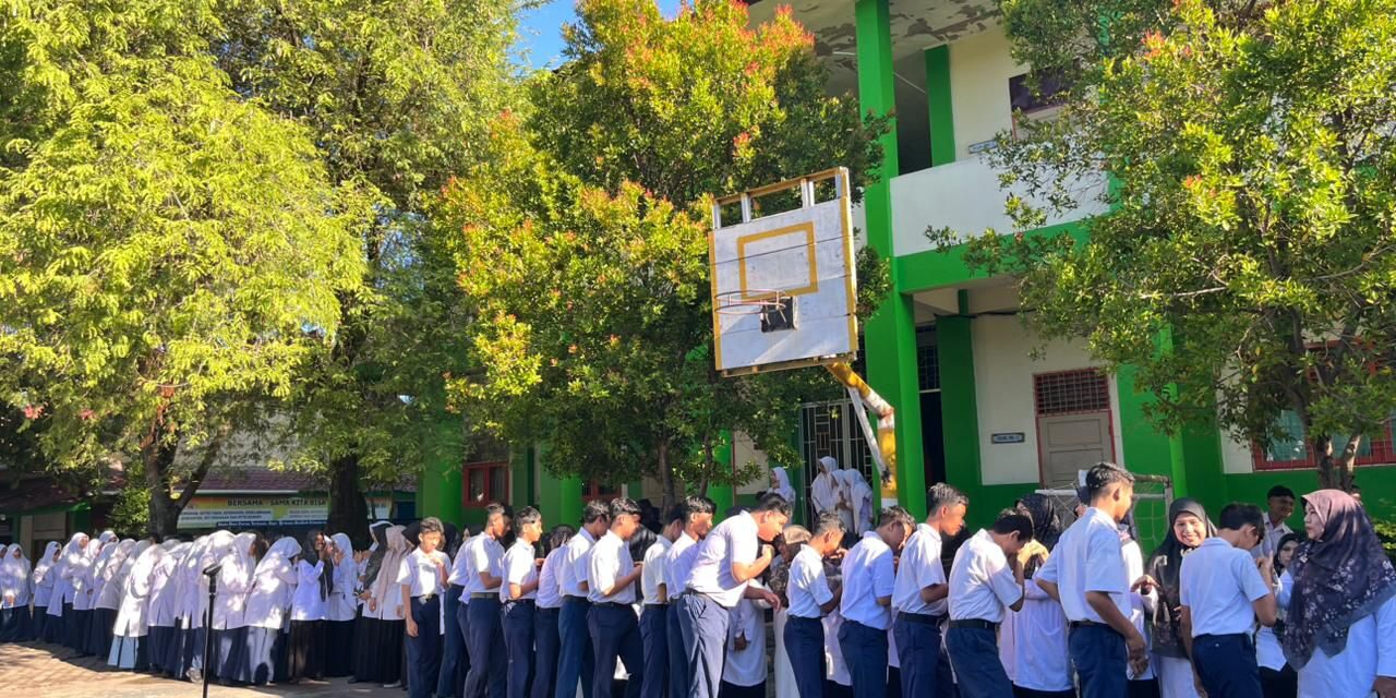 Saling Memaafkan, MTsN 2 Banda Aceh Gelar Halal bi Halal di Hari Pertama Sekolah
